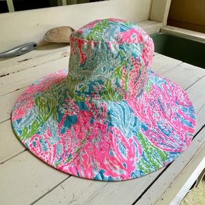 NWOT Lilly Pulitzer Let’s cha cha floppy hat